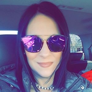 Meet your Posher, Rhoda